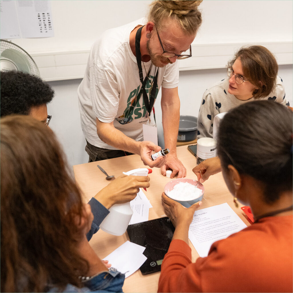 557440971_775490215107772_5377509020356215116_n